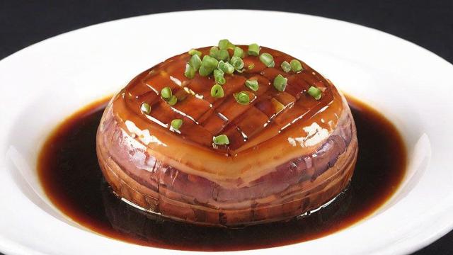 荔浦芋头做法大全:从传统扣肉到创意西式料理的完美蜕变 第3张 荔浦芋头做法大全:从传统扣肉到创意西式料理的完美蜕变 第3张