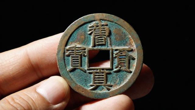 五帝钱怎么挂最有效?风水大师教你正确选择位置与方法 第2张 五帝钱怎么挂最有效?风水大师教你正确选择位置与方法 第2张