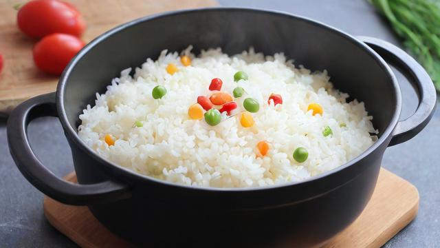 高压锅蒸米饭技巧与多功能烹饪指南,快速掌握高效美味的秘诀 第1张 高压锅蒸米饭技巧与多功能烹饪指南,快速掌握高效美味的秘诀 第1张