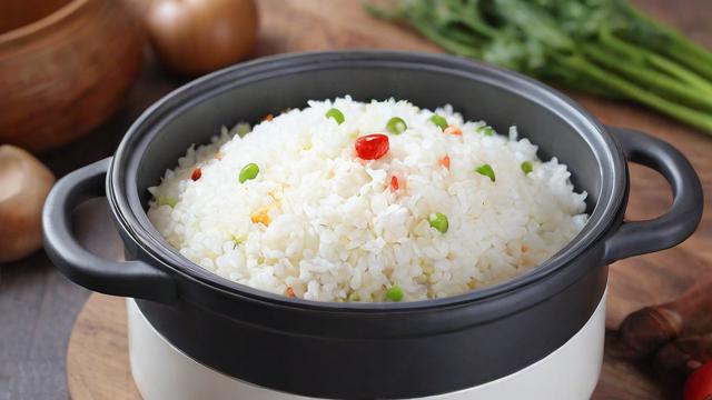 高压锅蒸米饭技巧与多功能烹饪指南,快速掌握高效美味的秘诀 第3张 高压锅蒸米饭技巧与多功能烹饪指南,快速掌握高效美味的秘诀 第3张