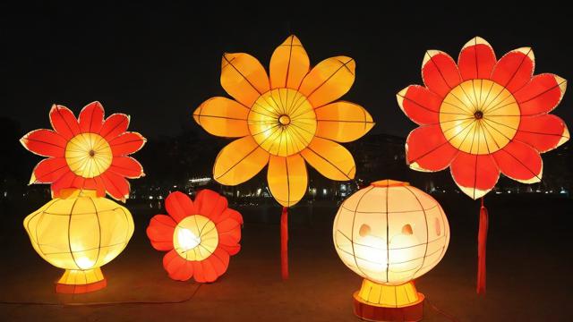 元宵花灯制作教程:从传统到现代的创意手工指南 第3张 元宵花灯制作教程:从传统到现代的创意手工指南 第3张
