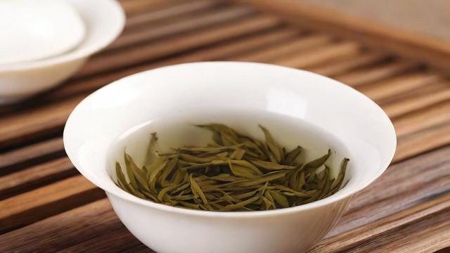茶的种类有哪些：全面解析各类茶的特点与功效