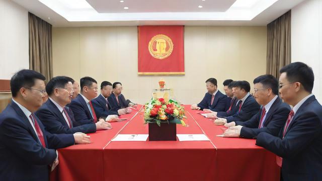 揭牌仪式图片的重要性及获取方法,提升品牌宣传效果的关键 第2张 揭牌仪式图片的重要性及获取方法,提升品牌宣传效果的关键 第2张
