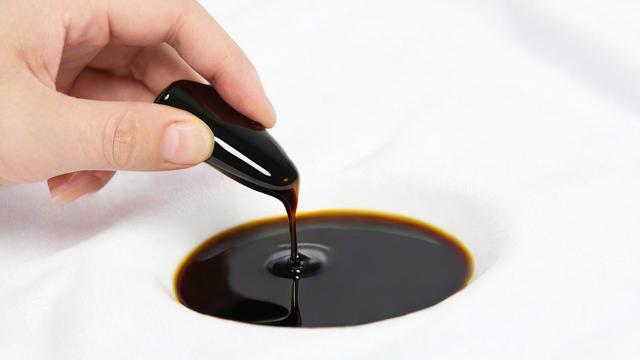 墨汁怎么洗掉?全面指南教你轻松去除衣物上的墨汁污渍 第2张 墨汁怎么洗掉?全面指南教你轻松去除衣物上的墨汁污渍 第2张