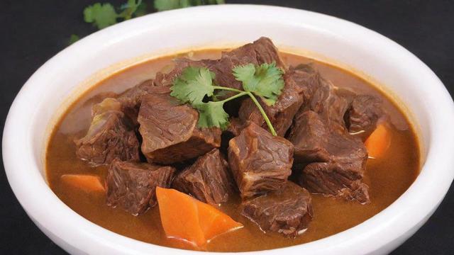 牛肉炖多长时间才好吃?掌握这些技巧轻松做出美味佳肴 第2张 牛肉炖多长时间才好吃?掌握这些技巧轻松做出美味佳肴 第2张