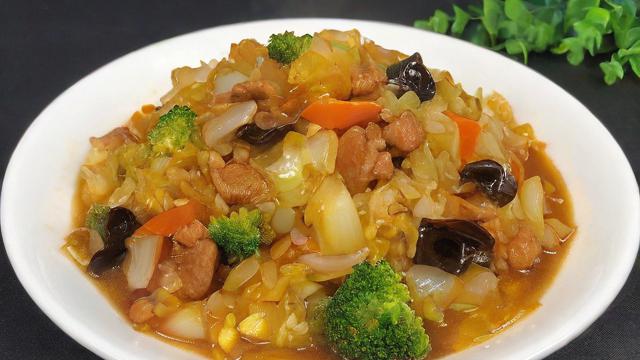 怎么热剩菜才能既美味又健康？科学加热方法大揭秘