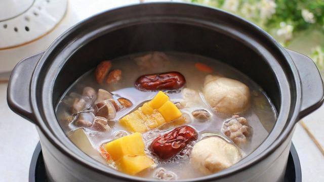 电炖锅食谱大全：轻松掌握四季美食与养生甜品制作技巧  第2张