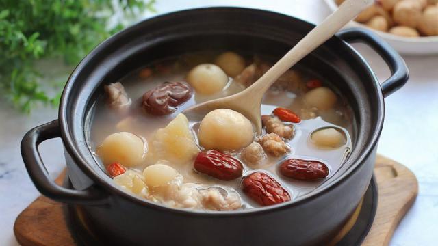 电炖锅食谱大全：轻松掌握四季美食与养生甜品制作技巧  第3张