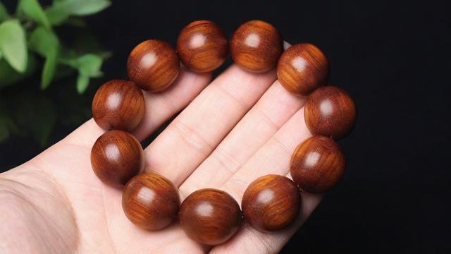 手串多少颗最好：颗数选择全攻略及文化寓意解读