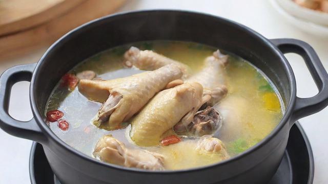 高压锅炖鸡汤技巧大全：时间、温度与食材搭配完美指南