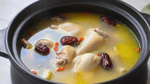 高压锅炖鸡汤技巧大全:时间、温度与食材搭配完美指南 第2张 高压锅炖鸡汤技巧大全:时间、温度与食材搭配完美指南 第2张
