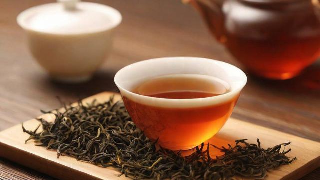 红茶制作工艺全解析:从采摘到干燥的精湛技艺 第2张 红茶制作工艺全解析:从采摘到干燥的精湛技艺 第2张