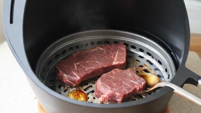 空气炸锅烤牛肉教程：健康美味的烹饪技巧与腌制秘方