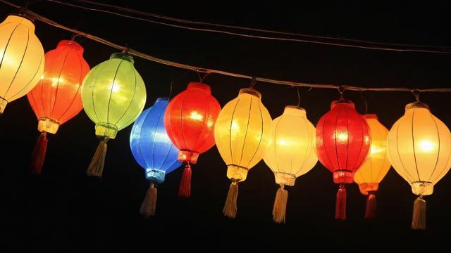 彩灯怎么挂好看?全攻略教你打造温馨浪漫氛围 第2张 彩灯怎么挂好看?全攻略教你打造温馨浪漫氛围 第2张