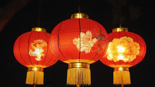 灯笼的意义是什么?解读中国传统节日文化中的象征与演变 第2张 灯笼的意义是什么?解读中国传统节日文化中的象征与演变 第2张