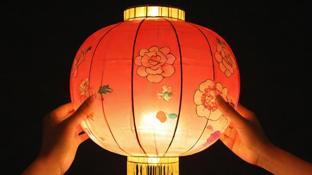 手把手教你制作元宵节花灯:亲子DIY灯笼教程+传统与现代设计灵感 第3张 手把手教你制作元宵节花灯:亲子DIY灯笼教程+传统与现代设计灵感 第3张