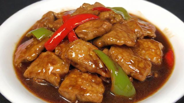 暖暖的味道：家常菜的幸福滋味与美食文化的温暖传递