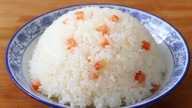 如何蒸米饭:掌握技巧轻松做出香软可口的完美米饭 第3张 如何蒸米饭:掌握技巧轻松做出香软可口的完美米饭 第3张