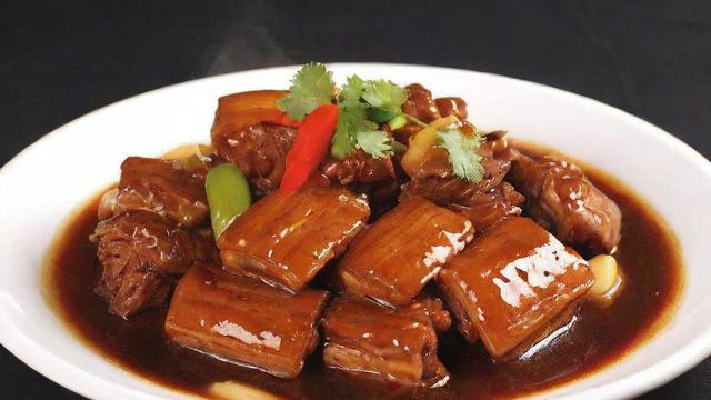 一顿吃多少斤合适?科学规划你的饮食量,远离暴饮暴食 第2张 一顿吃多少斤合适?科学规划你的饮食量,远离暴饮暴食 第2张
