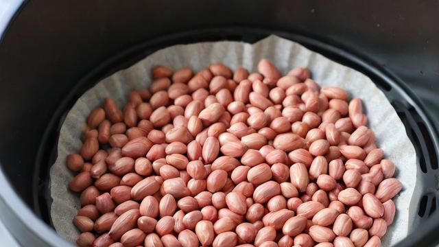 空气炸锅花生做法大全,简单几步教你做出香脆可口的健康零食 第2张 空气炸锅花生做法大全,简单几步教你做出香脆可口的健康零食 第2张