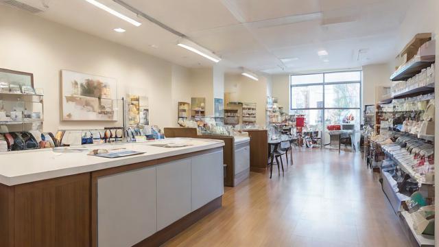 店铺转让费合理评估与谈判技巧,助你轻松拿下优质店铺 第2张 店铺转让费合理评估与谈判技巧,助你轻松拿下优质店铺 第2张