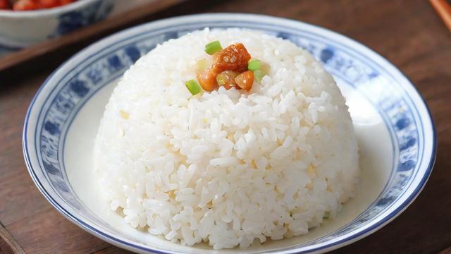 蒸米饭多长时间最香软？掌握这些技巧轻松搞定完美米饭