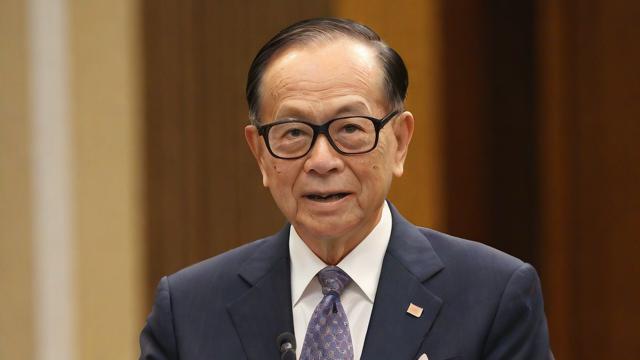 李嘉诚风水布局解析：如何用风水智慧打造商业帝国