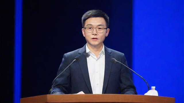 主持人培训:提升语言表达与舞台表现力的专业成长之路 第3张 主持人培训:提升语言表达与舞台表现力的专业成长之路 第3张