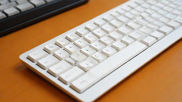 键盘按键错乱怎么办?4大原因+高效解决方法全解析 第2张 键盘按键错乱怎么办?4大原因+高效解决方法全解析 第2张