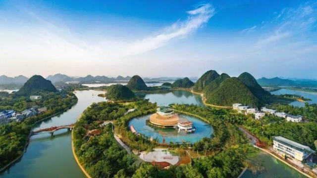 AAAA级景区：了解评定标准与未来发展，打造高品质旅游体验
