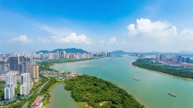 湛江霞山区旅游攻略:深度探索自然风光与人文魅力的最佳目的地 第3张 湛江霞山区旅游攻略:深度探索自然风光与人文魅力的最佳目的地 第3张