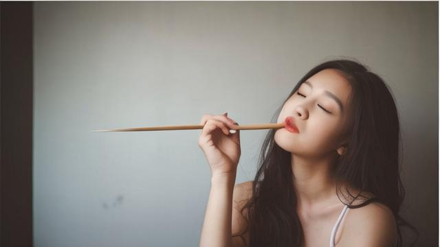 艺术照怎么拍:从入门到精通的拍摄技巧与创意指南 第2张 艺术照怎么拍:从入门到精通的拍摄技巧与创意指南 第2张