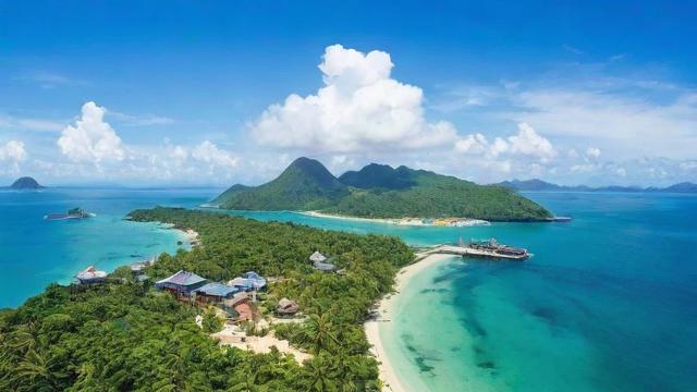 马来西亚新山旅游全攻略:地理位置、文化特色、美食与购物娱乐一网打尽 第4张 马来西亚新山旅游全攻略:地理位置、文化特色、美食与购物娱乐一网打尽 第4张
