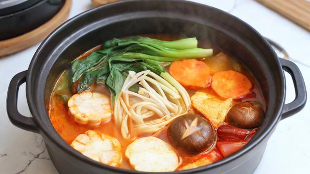 用电饭锅做火锅，简单又美味的家常技巧全攻略