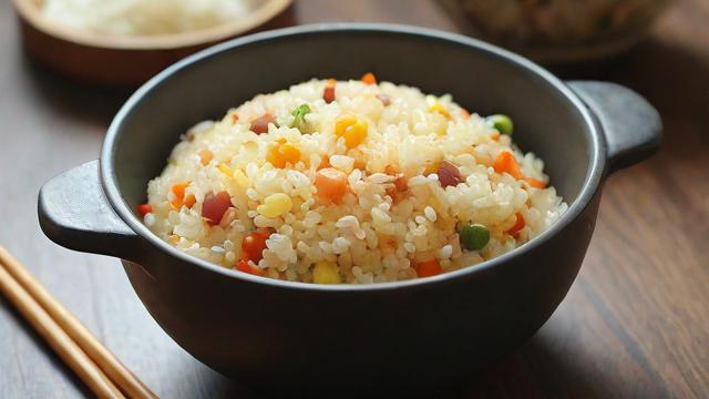 电饭煲糯米饭的制作技巧与创意食谱大全
