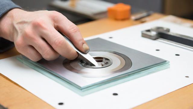 玻璃切割片选型指南:材质、用途与使用技巧全面解析 第2张 玻璃切割片选型指南:材质、用途与使用技巧全面解析 第2张