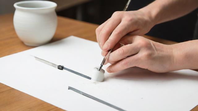 陶瓷粘合剂选购与使用全攻略，让粘合更牢固更持久