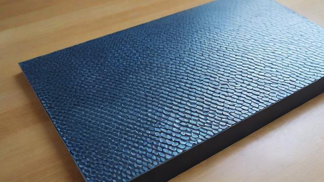 蜂窝铝板图片大全：高清细节与实际应用案例展示