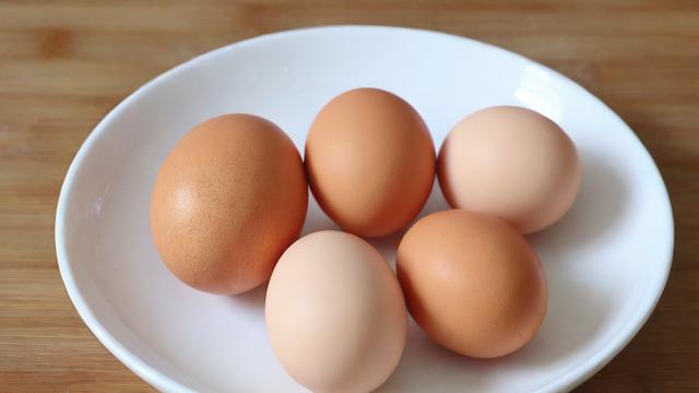 微波炉煮鸡蛋技巧大全：快速、安全又美味的烹饪方法  第2张