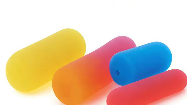 硅胶是什么东西：特性、用途及与橡胶的区别详解  第2张