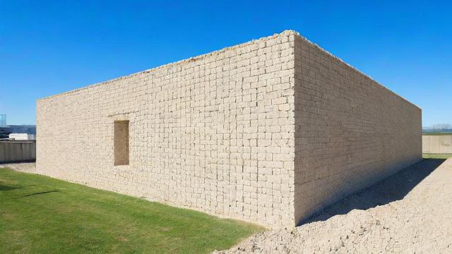 蒸压粉煤灰砖:绿色建筑中的环保墙体材料选择与应用解析 第1张 蒸压粉煤灰砖:绿色建筑中的环保墙体材料选择与应用解析 第1张
