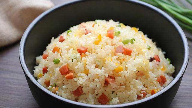 电饭煲怎么用？全面指南教你轻松煮出香喷喷的米饭  第4张