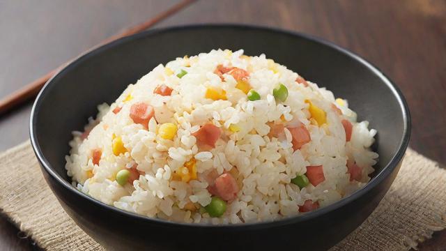 电饭锅煮饭技巧大全：如何煮出香软可口的米饭  第2张